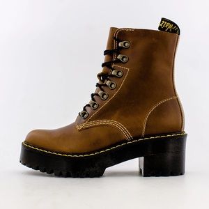 DR. MARTENS LEONA VINTAGE Size 7